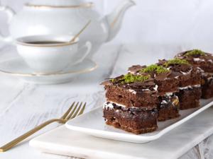 Chocolate Pistachio Petit Four